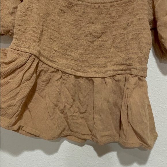 Chic Tan Puff Sleeve Blouse - Picture 8 of 9